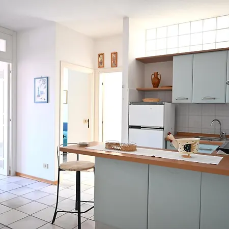 S376 - Sirolo, Trilocale Con Balcone Attrezzato E Posto Auto * Sirolo